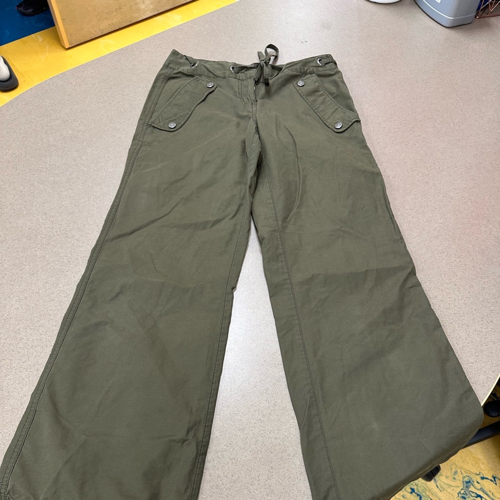 Women’s khakis
